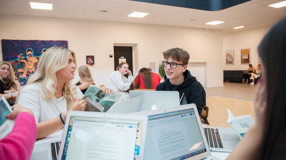 Horsens Statsgymnasium Og Hf 1668